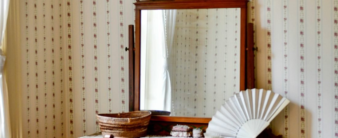 7 Vanity Ideas That Make Getting Ready Feel More Luxurious